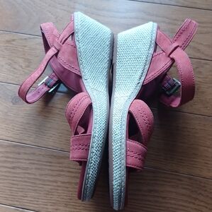 Timberland Earthkeepers red leather wedge heel ankle strap sandals womens 7.5